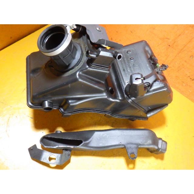 45850 KTM VBKJPE409KC001〜 デューク 250 DUKE '20 純正 エア