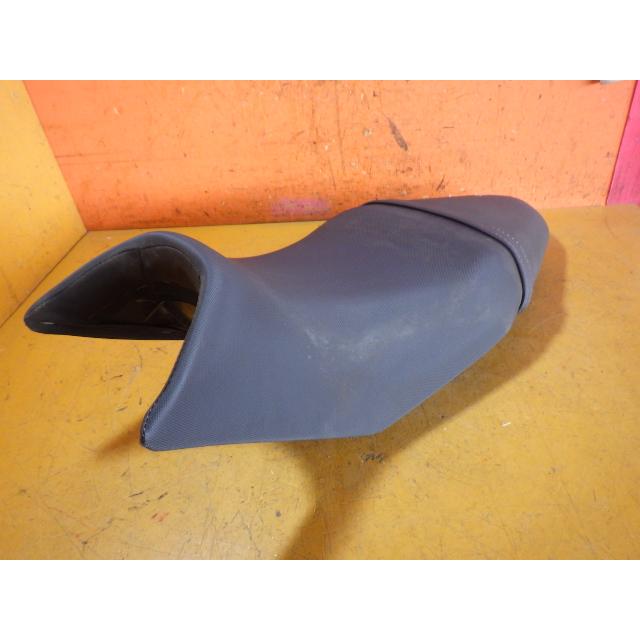 49251 カワサキ BR125H-A12〜 Z125PRO '16 純正 シート 破れ無 汚れ