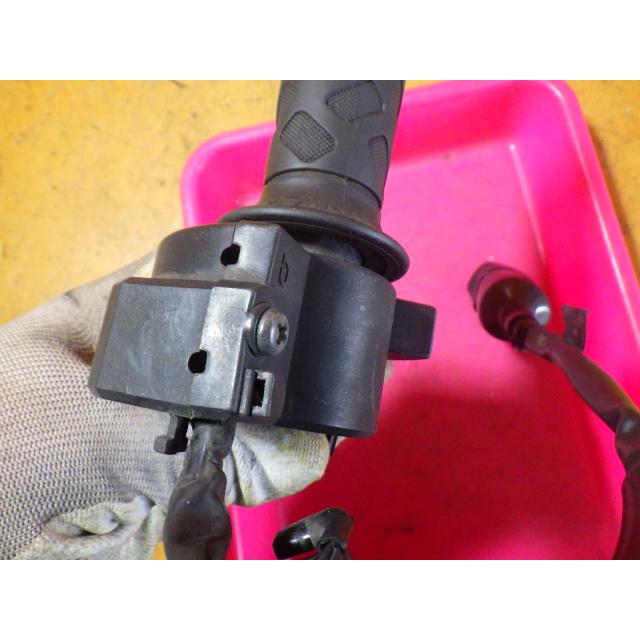 49745 カワサキ BR125H-A06〜 Z125PRO '16 純正 ハンドルスイッチ 右