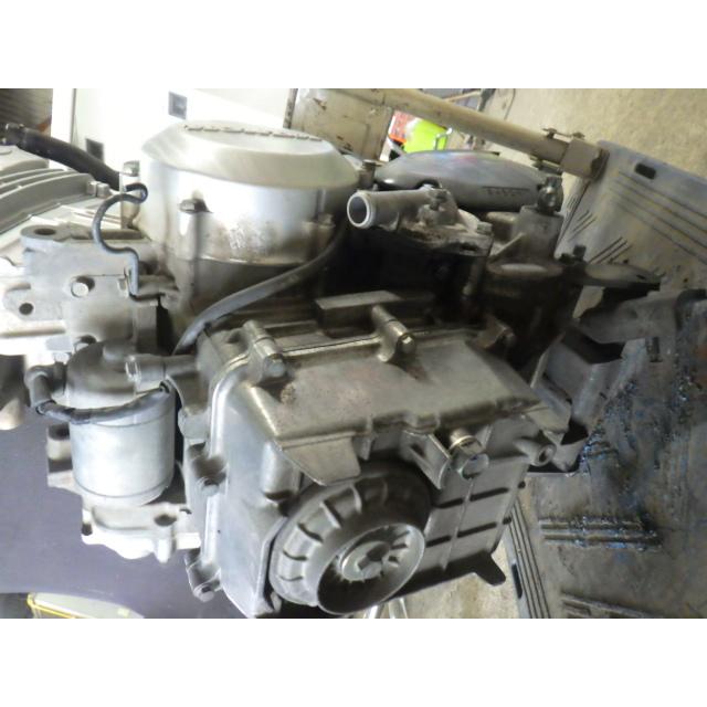 50427 ホンダ MC33-110〜 VTR250 '05 タコ有キャブ車 純正 エンジン