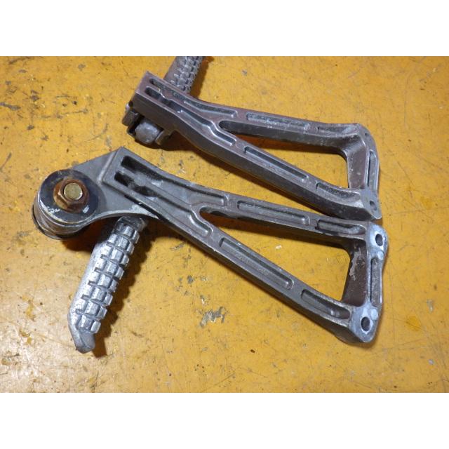 50692 カワサキ ZR250A-036〜 バリオス '93 1型 純正 タンデムステップ