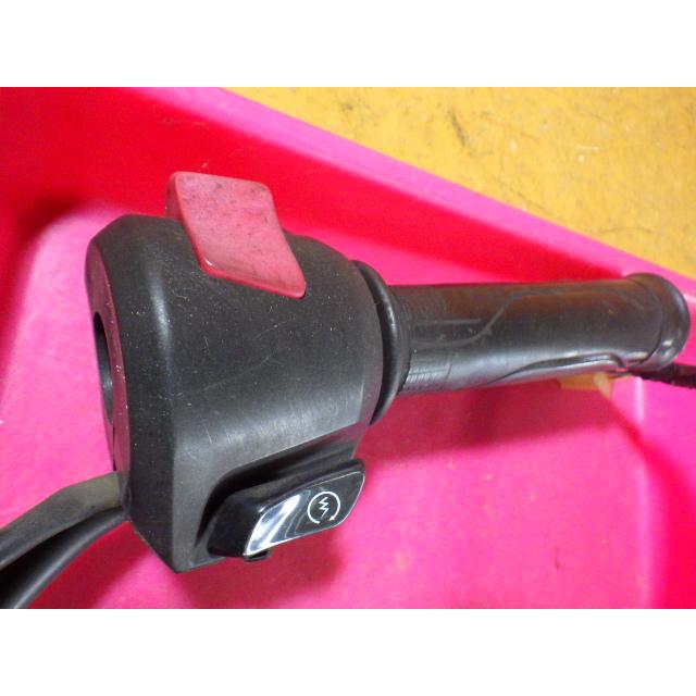 53024 ホンダ JC61-100〜 前期 グロム GROM125D '13 純正 ハンドル