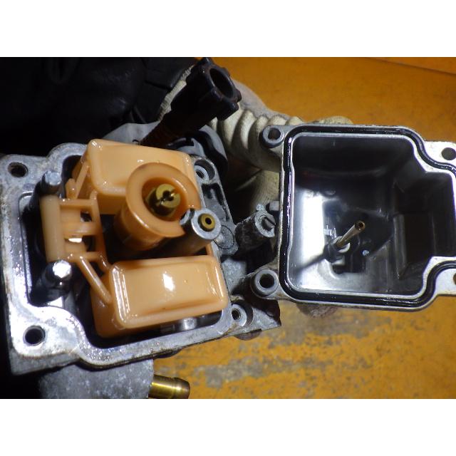 56202 ホンダ MD33-100〜 SL230 '97 純正 キャブレター 割れ無