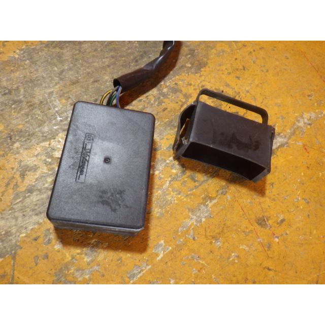 は 56749 ホンダ MC34-100〜 FTR223 '00 純正 イグナイター 実働車外し