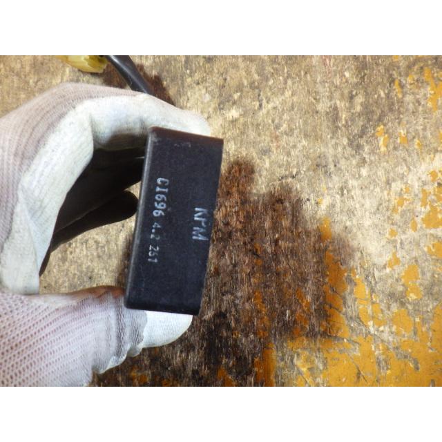 64937 ホンダ MC34-130〜 FTR223 '04 純正 イグナイター 実働車外し