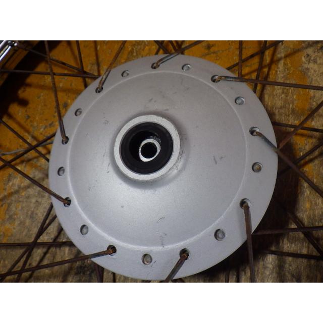 68175 CD50-171〜 CD50 '87 12V 純正 フロントホイール 小フレあり