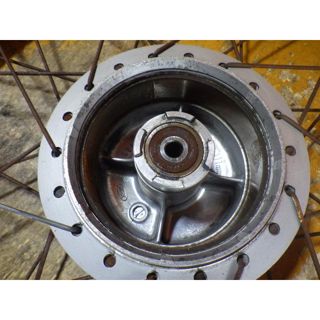 68175 CD50-171〜 CD50 '87 12V 純正 フロントホイール 小フレあり