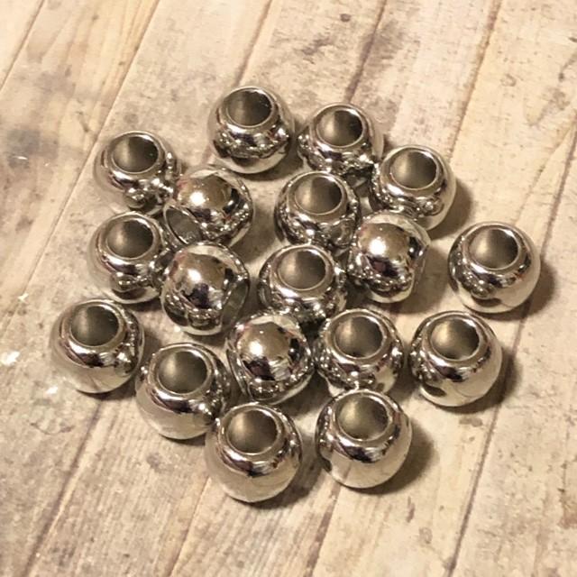 60個 10mm 大穴 プラスチック ビーズ シルバー | 