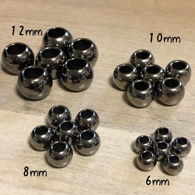 40個 8mm 大穴 プラスチック ビーズ ブラック |  | 01