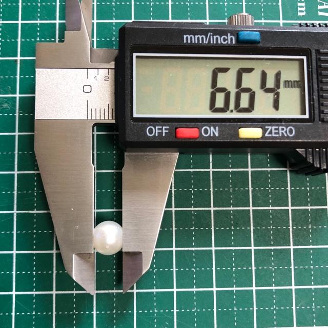 80個 8mm 大穴 プラスチック パール ビーズ アイボリー |  | 06