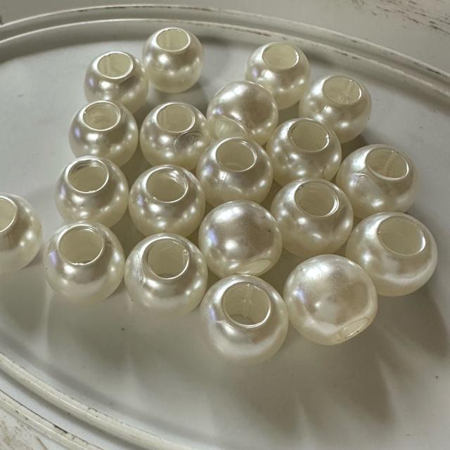30個 12mm 大穴 プラ ビーズ  パールアイボリー |  | 01
