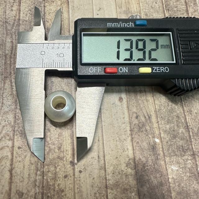 14個 14mm 大穴 プラスチック パール ビーズ 穴5.8mm |  | 04