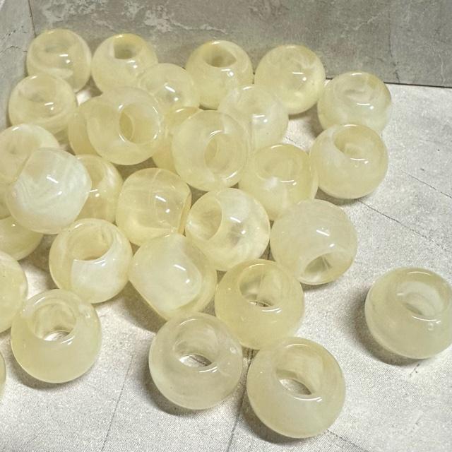 30個 天然石風 大穴 プラスチック ビーズ |  | 04