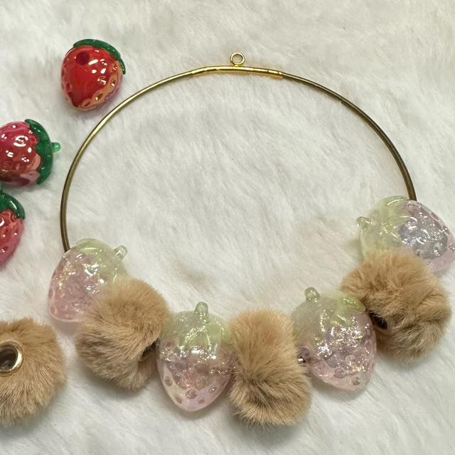 1個 いちご アクリル ビーズ  レッド or ピンク |  | 11