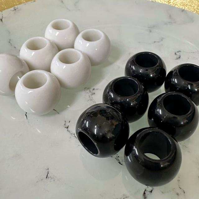 10個 15mm 大穴 プラスチック ビーズ ブラック/ホワイト |  | 02