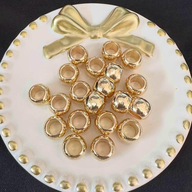 20個 11.5mm 大穴 プラスチック ビーズ シルバー or ゴールド |  | 05