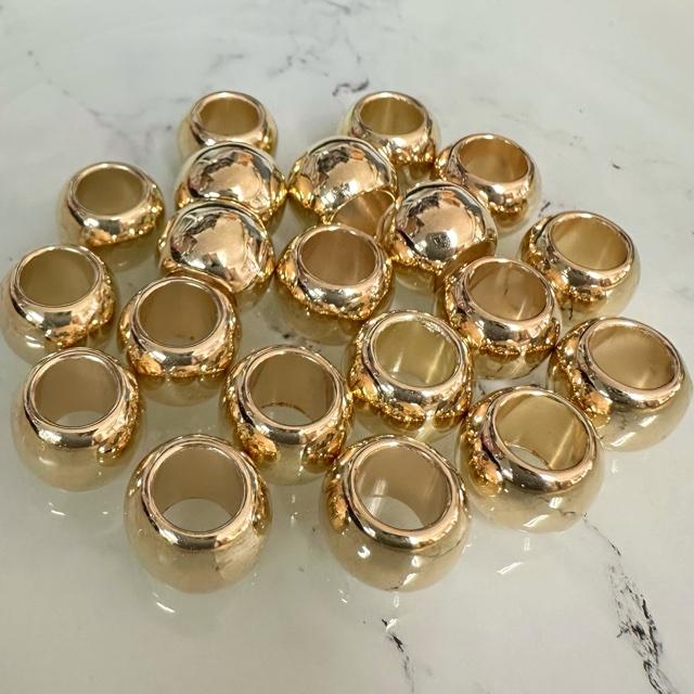 20個 11.5mm 大穴 プラスチック ビーズ シルバー or ゴールド |  | 06