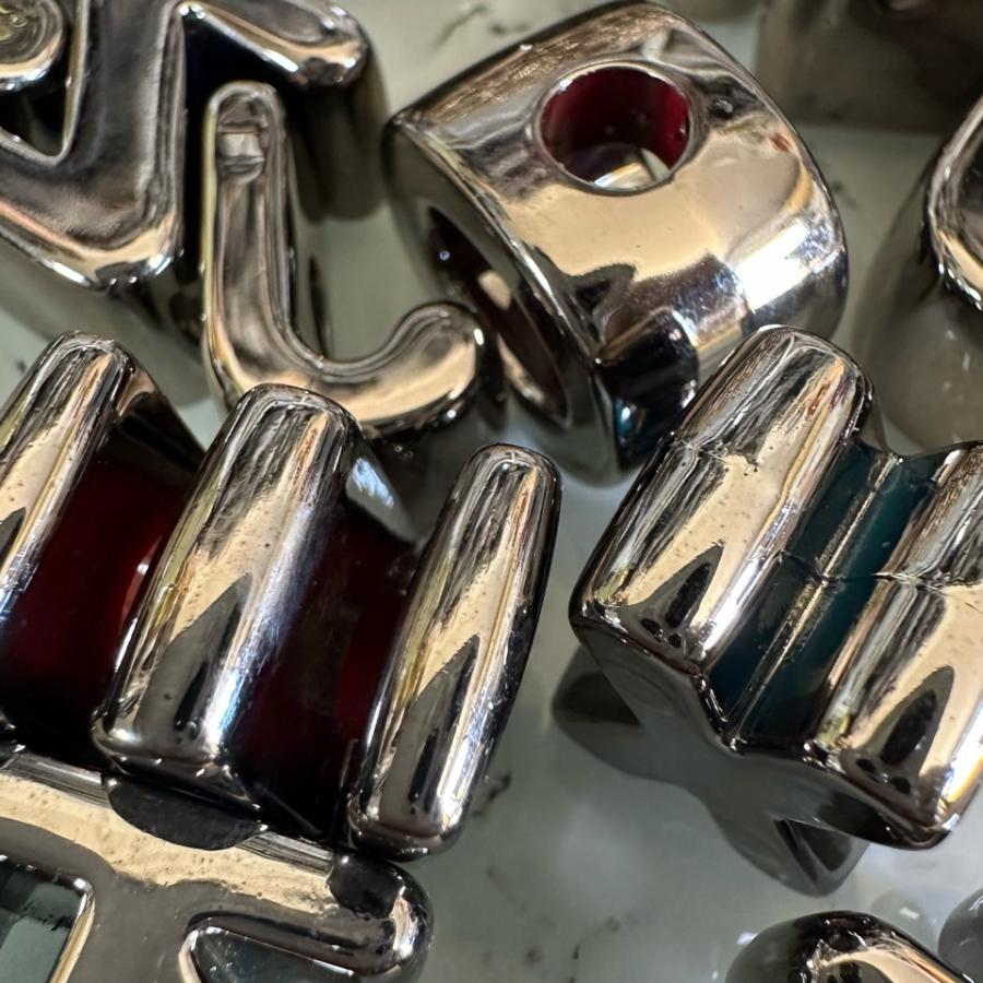 1個 アクリル 大穴 アルファベット ビーズ ガンメタ |  | 08