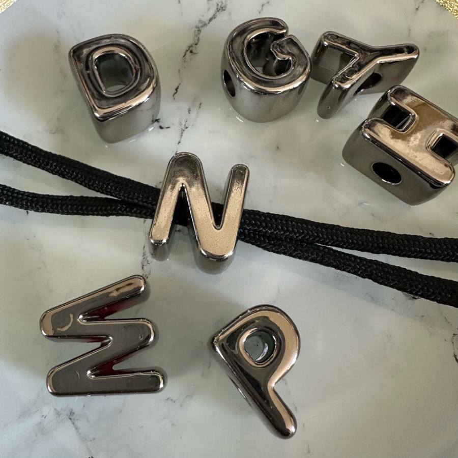 1個 アクリル 大穴 アルファベット ビーズ ガンメタ |  | 09