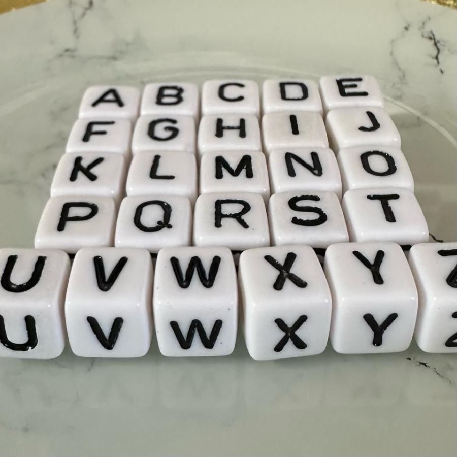 1個 アルファベット イニシャル ビーズ 10mm角 |  | 03