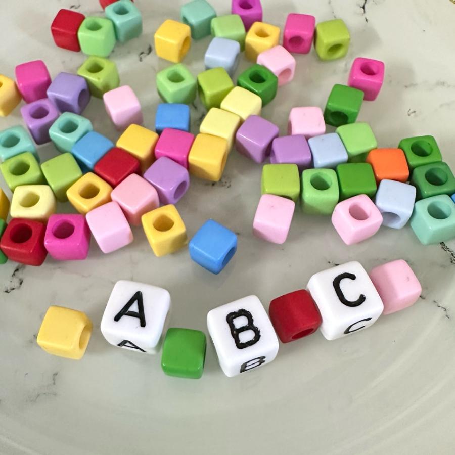 60個 7mm 大穴 アクリル キューブ形 ビーズ ミックスカラー |  | 02