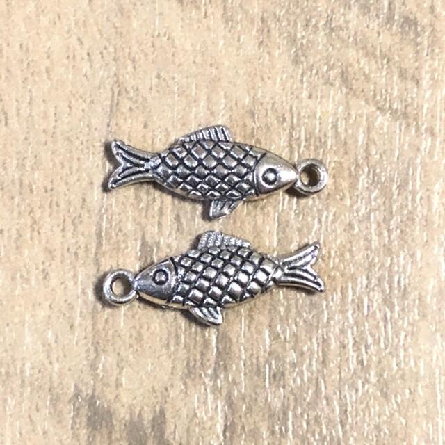 魚型チャーム 18kの刻印 目はルビーの海外製品 ビンテージ 魚型チャーム 18kの刻印 目はルビーの海外製品 ビンテージ 楽天
