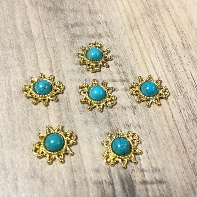 6個 太陽小 ゴールド コネクター ターコイズ チャーム |  | 05