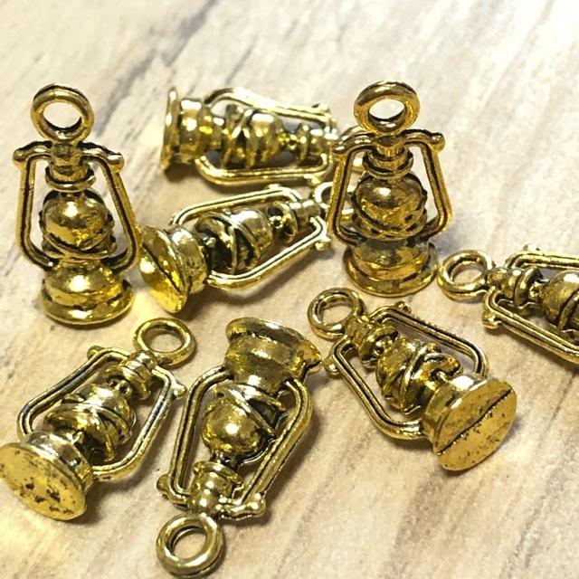ランタン チャーム ゴールド 6個セット : Guild by PoD 手芸パーツ