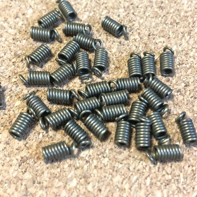 ブロンズ スプリング コイル状 金具  エンドパーツ 3mm  30個セット |  | 01