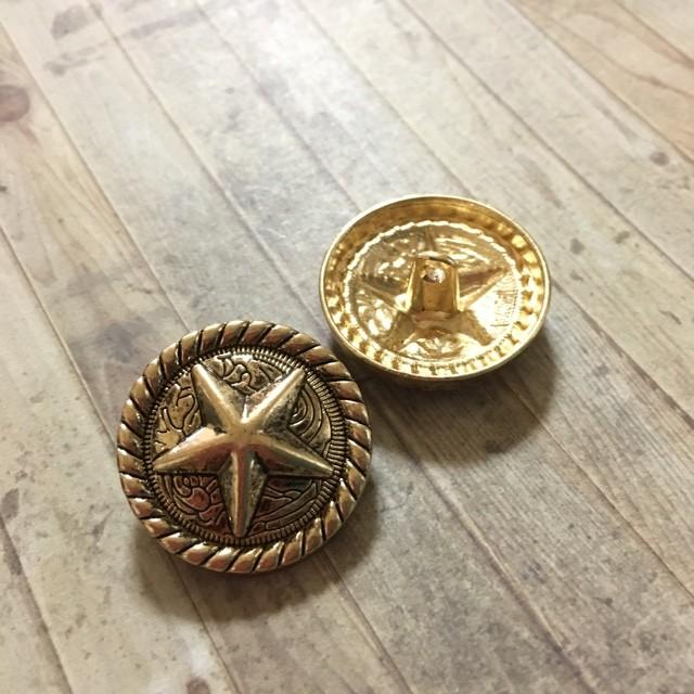 星丸型 スター ゴールド コンチョ風 ボタン 2.5cm 2個セット |  | 02
