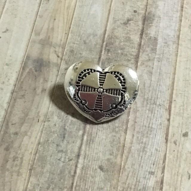 ハート ダブルホール ボタン シルバー 1個 |  | 01