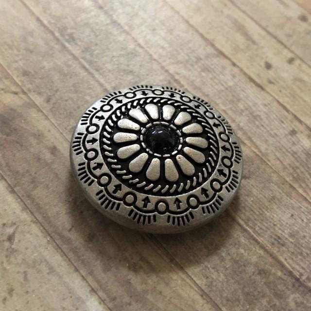 ネジ式 コンチョ ツヤなし ブラックA 1個 |  | 01