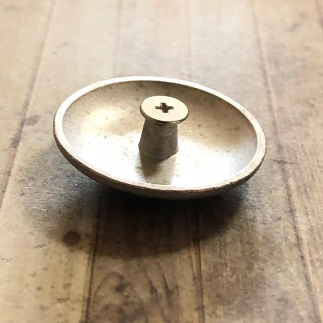 ネジ式 コンチョ ツヤなし ブラックA 1個 |  | 03