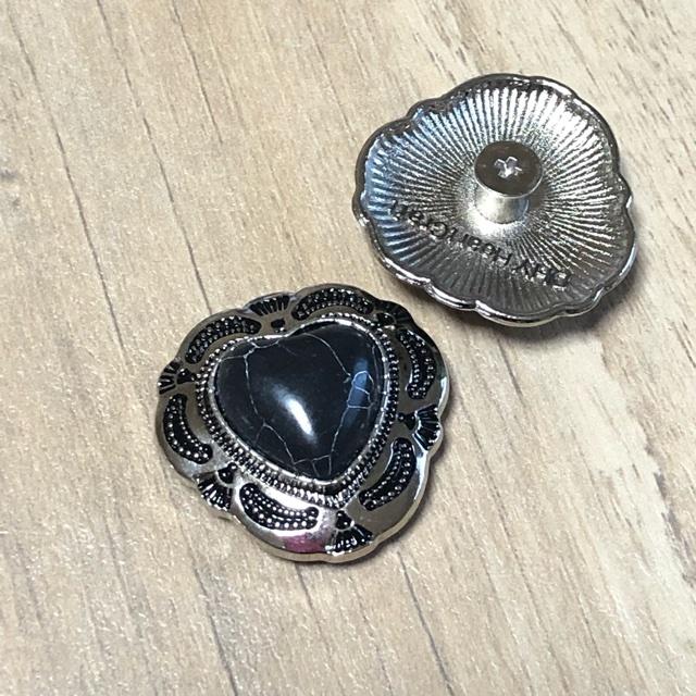 3cm ネジ式 ハート コンチョ ブラック 1個 |  | 03