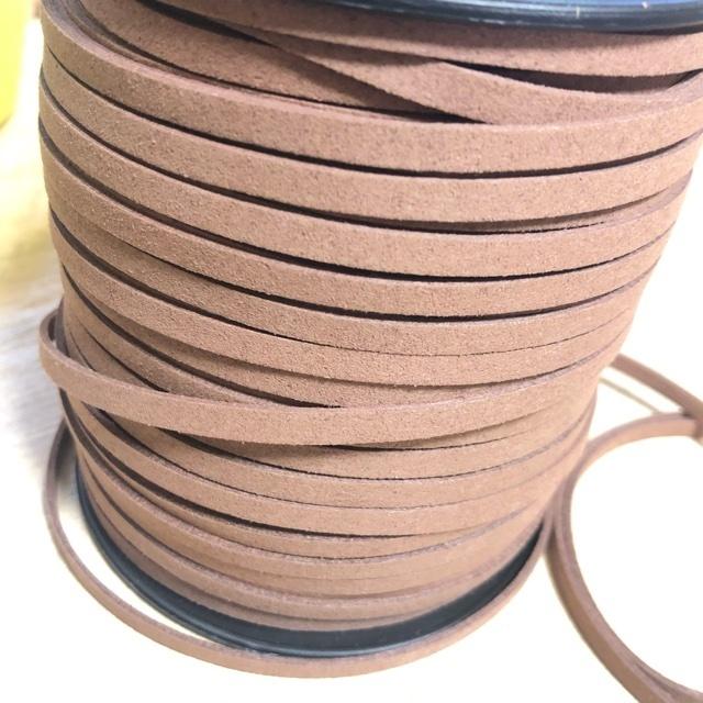 中太スエード 4mm 革紐 ペルーブラウン 4ヤード |  | 06