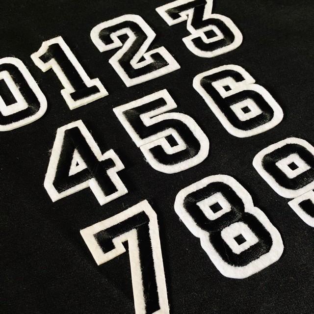 ブラック 数字 ナンバー ワッペン 1枚 |  | 12