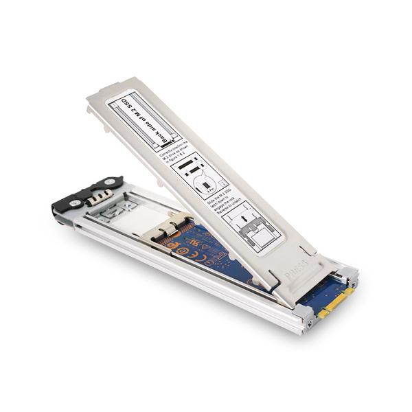 ICY DOCK MB840M2P-B ICYDOCK　1xM.2 NVMe SSD 搭載用リムーバブルアダプタ PCIe 4.0 x 4拡張スロット対応_11