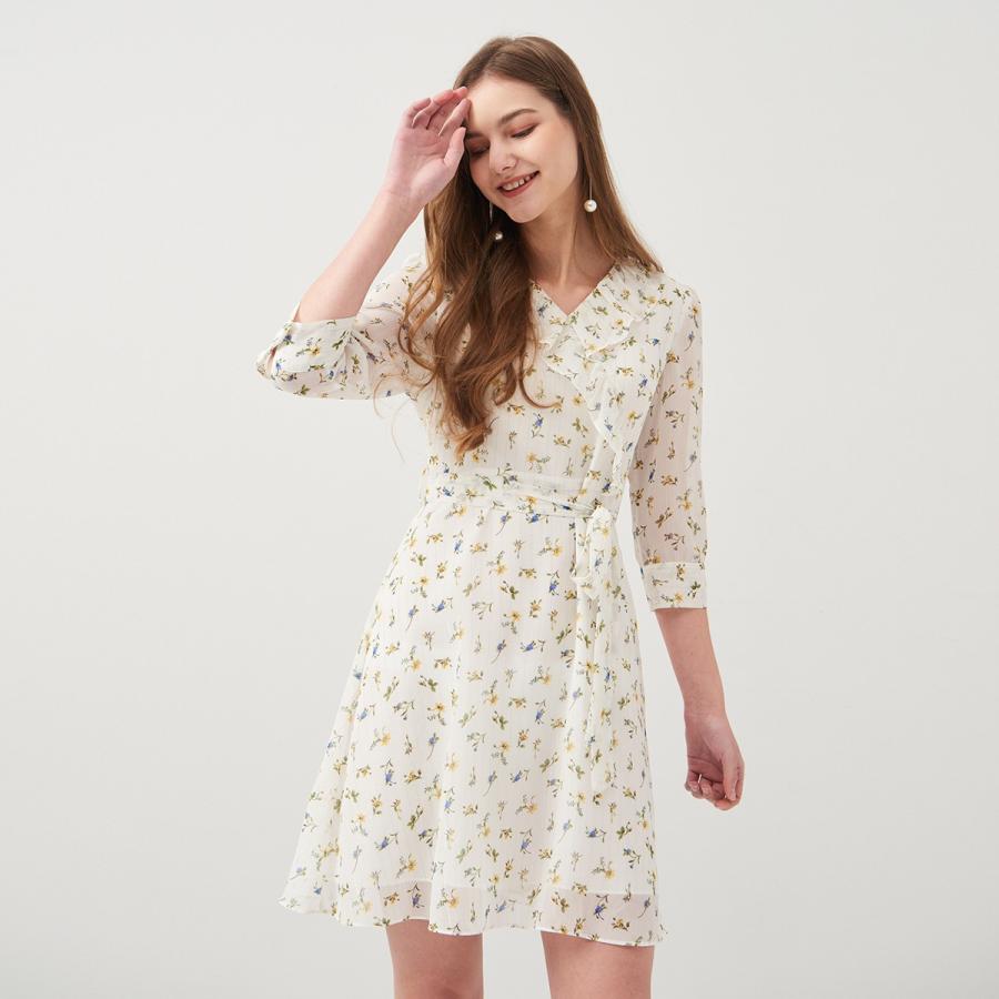 通販限定 シャツワンピース コットン ショート丈 ｖネック 七分袖 フレンチスリーブ 花柄 ウエストマーク ａライン 着痩せ 大人可愛い 清楚 フェミニン きれいめ Clothes 0051 Licelオンラインショップ 通販 Yahoo ショッピング 予約販売品 Www Skylanceronline Com