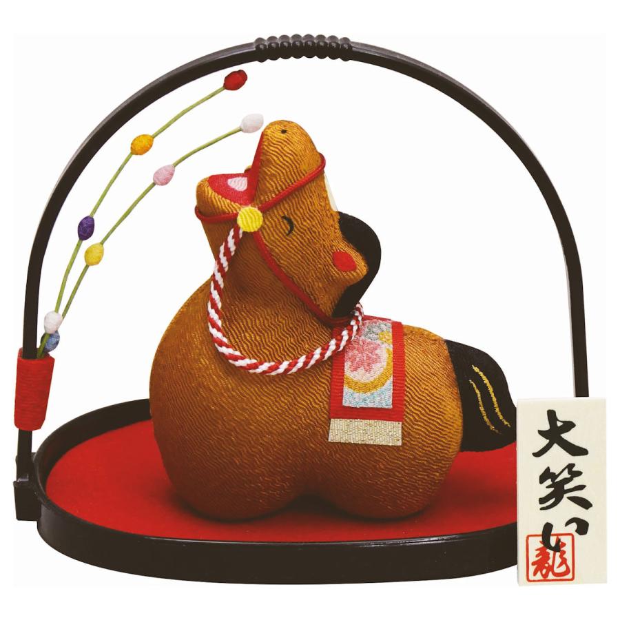 午(馬)の歳 干支飾り かご入り 大笑い午 茶 敷物付 手作りちりめん細工