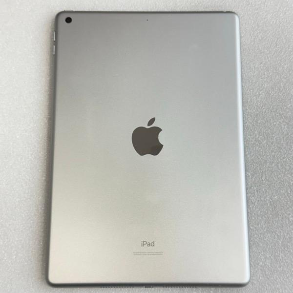 iPad 第8世代 Wi-Fi シルバー 32GB / A2270 : 中古PCショップ U&JMac's