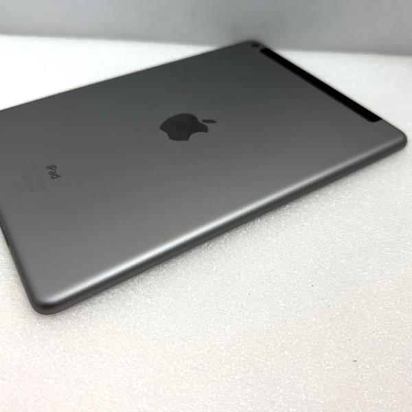 iPad Air 第1世代 Wi-Fi + Cellular スペースグレイ 32GB / A1475 au版 