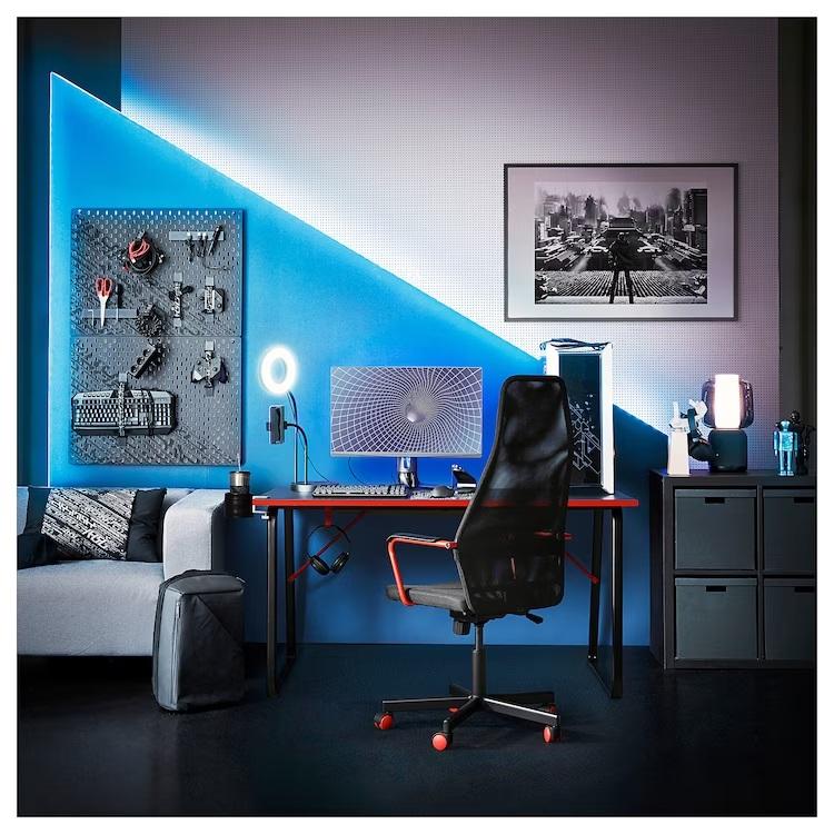イケア IKEA - UTESPELARE -ウーテスペラレ- ゲーミングデスク イケア IKEA - UTESPELARE -ウーテスペラレ- ゲーミングデスク