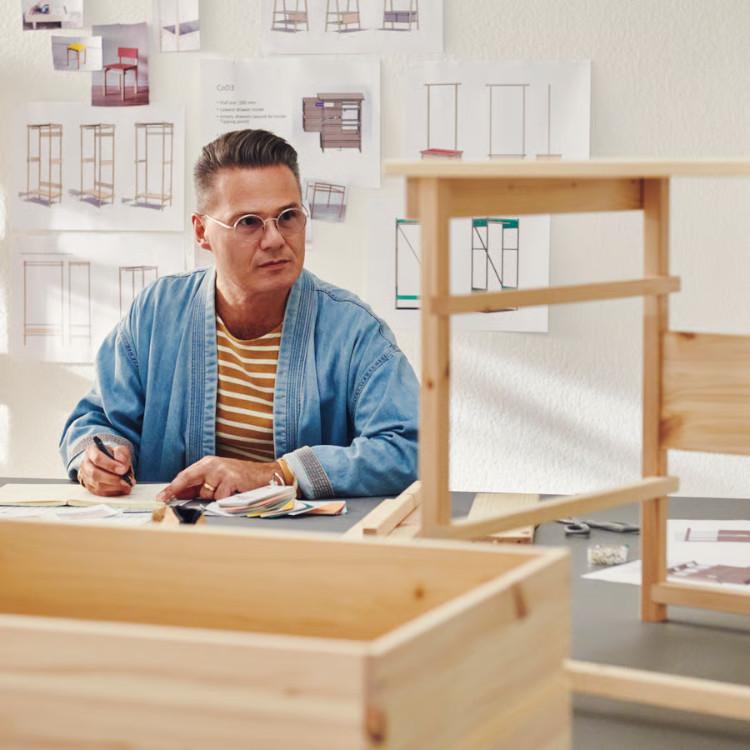 イケア（IKEA） KRONOREN クロノーレン ベッドサイドテーブル パイン材