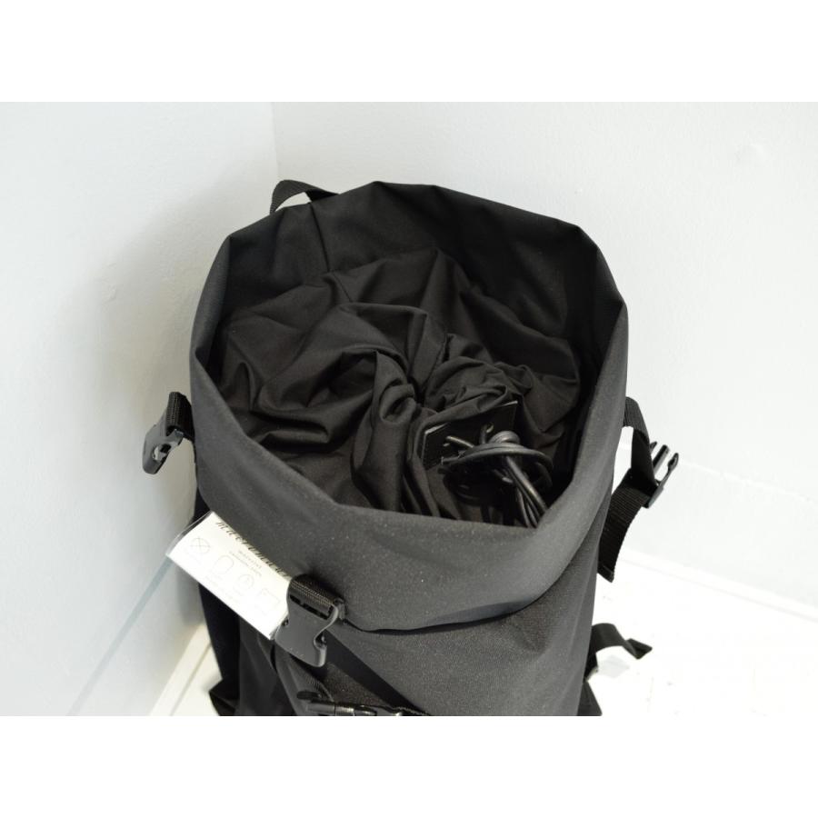 macromauro macromauro(マクロマウロ) / kaos small polyester (BLACK  