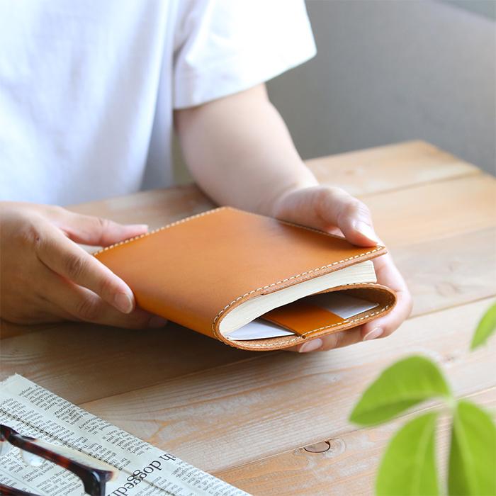 PORCO ROSSO（ポルコロッソ） ブックカバー 革 文庫 文庫本 サイズ 本