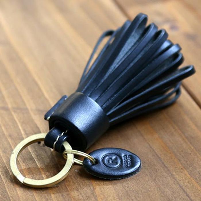 hobo レザー タッセル キーホルダー キーリング ブラック hobo（ホーボー）の「HOBO / ホーボー TASSEL KEY RING COW