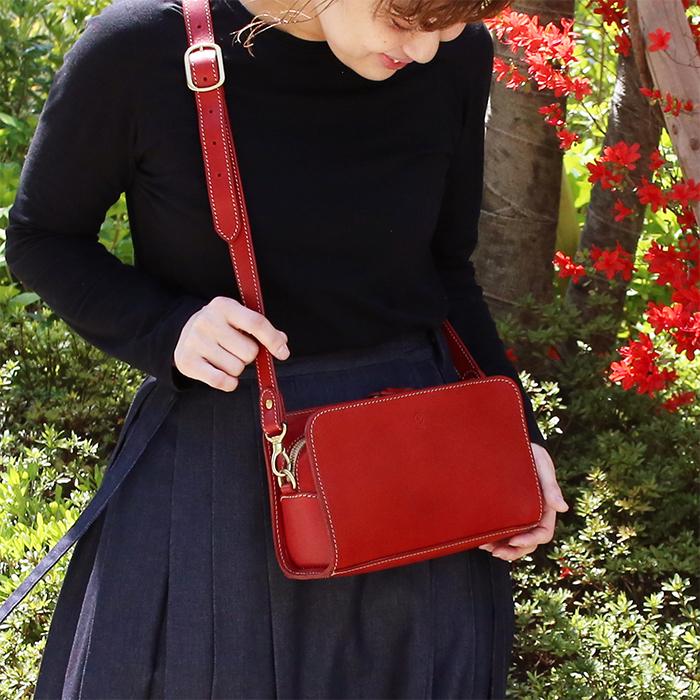 栃木レザー ショルダーバッグ 斜め掛け 本革 キャメル チョコ レッド  