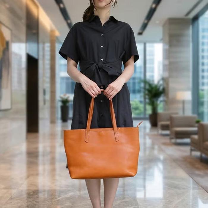 PORCO ROSSO（ポルコロッソ） 本革 トートバッグ ファスナー付き a4