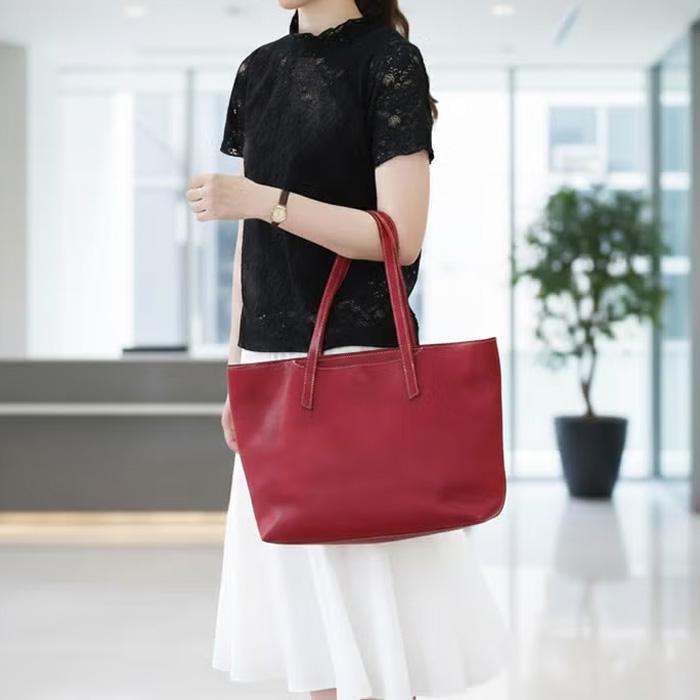 PORCO ROSSO（ポルコロッソ） 本革 トートバッグ ファスナー付き a4