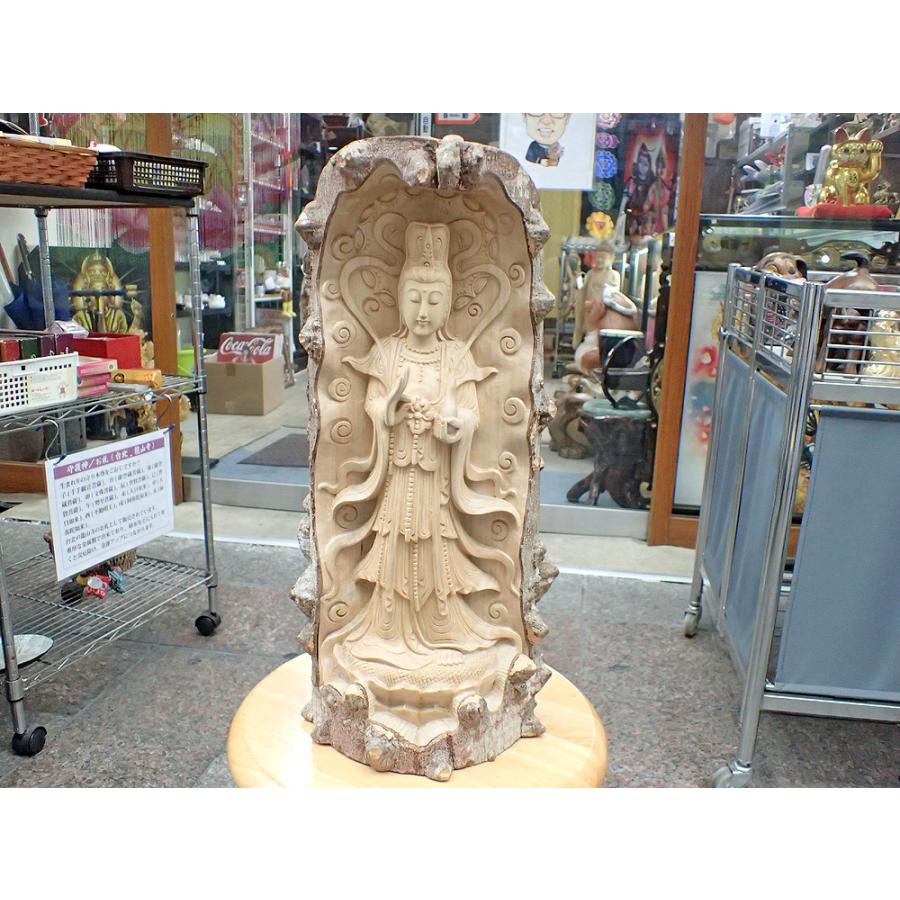 観世音菩薩＿木彫り(2，382g)、仏像